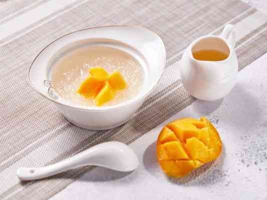 孕期营养补给：即食燕窝助力孕妇健康