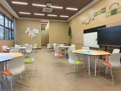 广州一中学官宣：取消早读！每周三为“懒觉日”