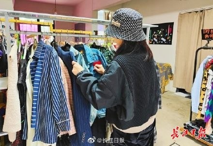 90后设计师一年创意改衣1300余件