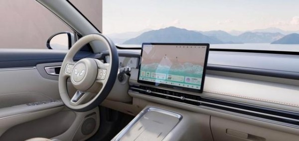 五菱缤果S于2025年9月27日上市,定位为高质感缤纷座驾,主打高颜值与大空间智能化体验,打造轻松切换生活场景的纯电动小型车-有驾