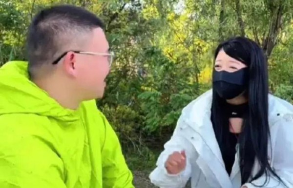 年轻人东北之旅:自由与爱情的抉择,摩托车与安稳生活的冲突!-有驾