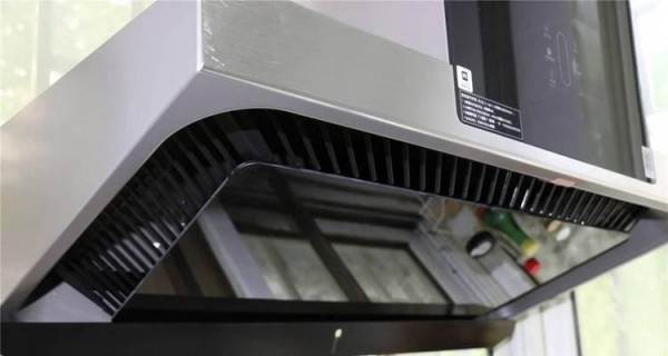 以弗兰卡油烟机清洗指南（打造清洁无烟的厨房生活）