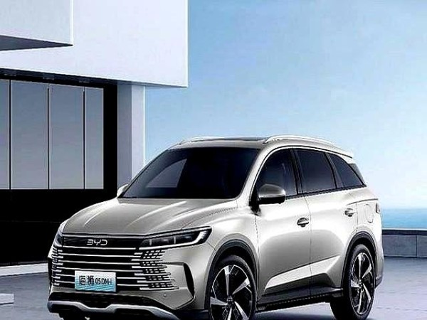 开了几十辆车才明白，纯电车最值得买，普通人别再犹豫了-有驾