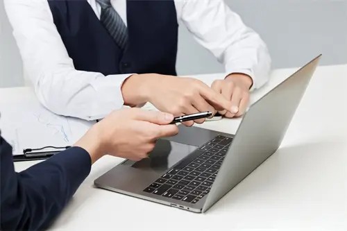 寺庙和尚靠什么生活