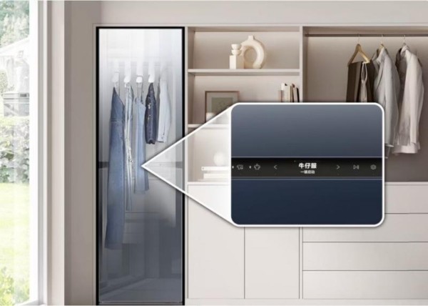 暖冬焕新 三星AI神 黑钻衣物护理机一键开启省心精致日常 