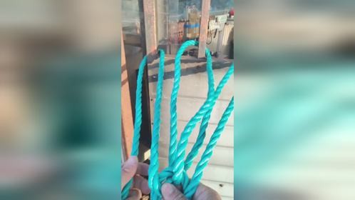 一个布林结可以让三个锚点同时均匀受力，一结多能，真是个好办法